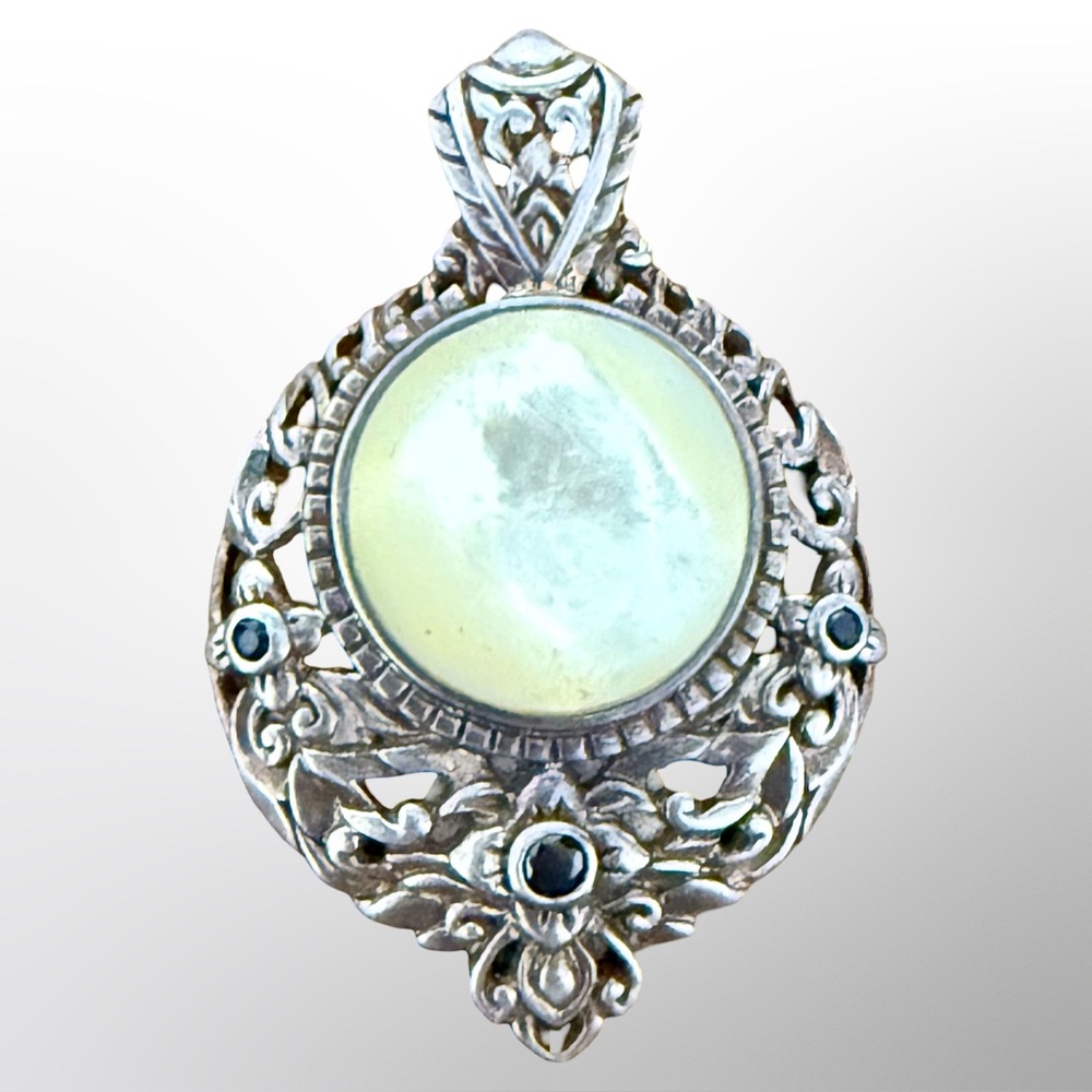 Vintage Sally C 925 Sterling Silver & Pearl Pendant
